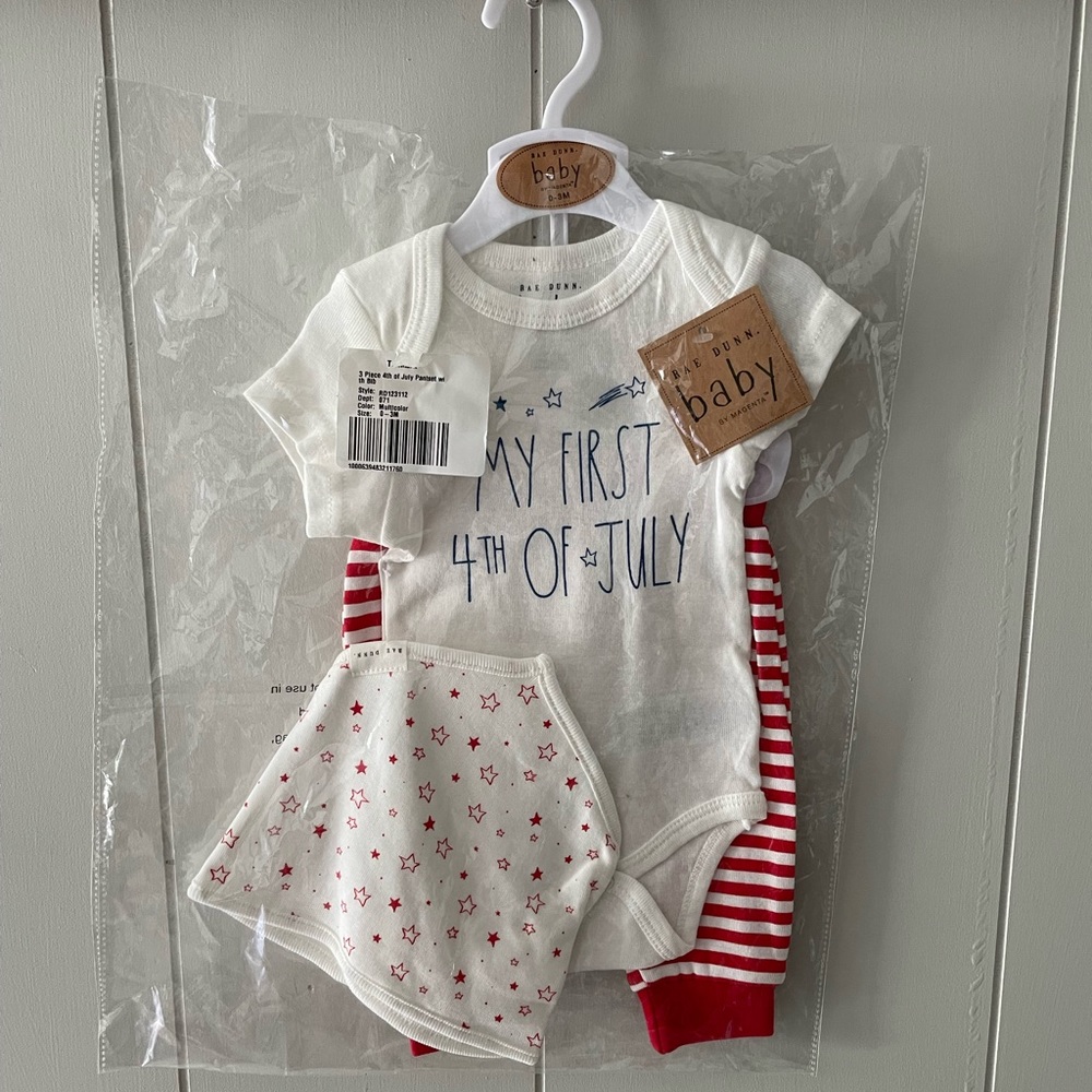 Rae Dunn 4th of July 3 piece Baby Outfit Infant Size 0-3 months